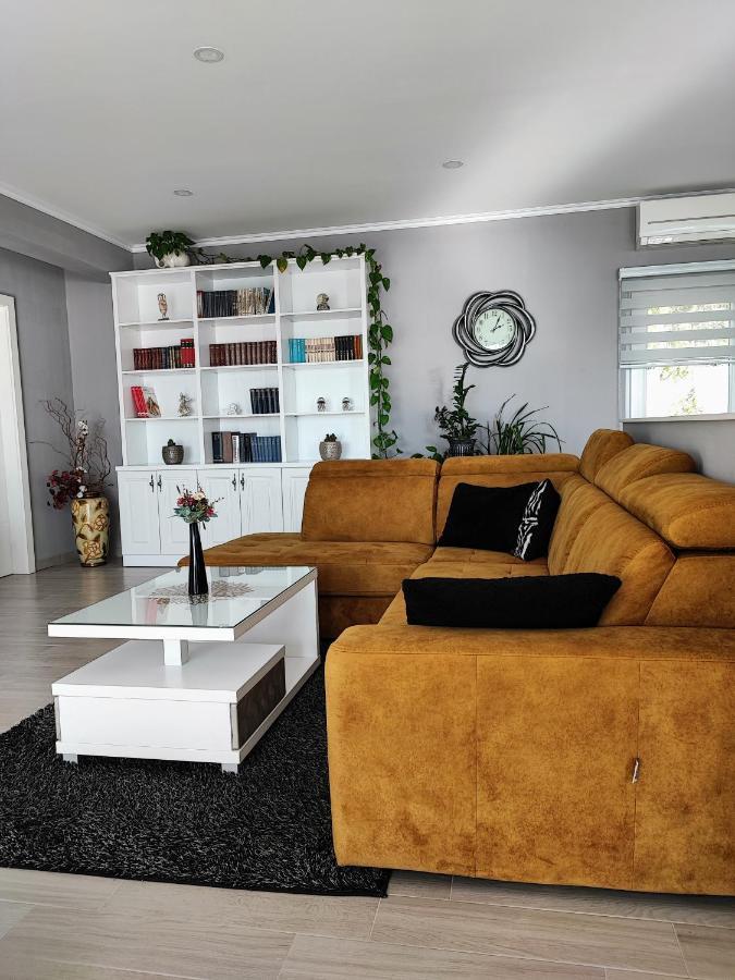 Luxury Apartment Pape Башка-Вода Екстер'єр фото
