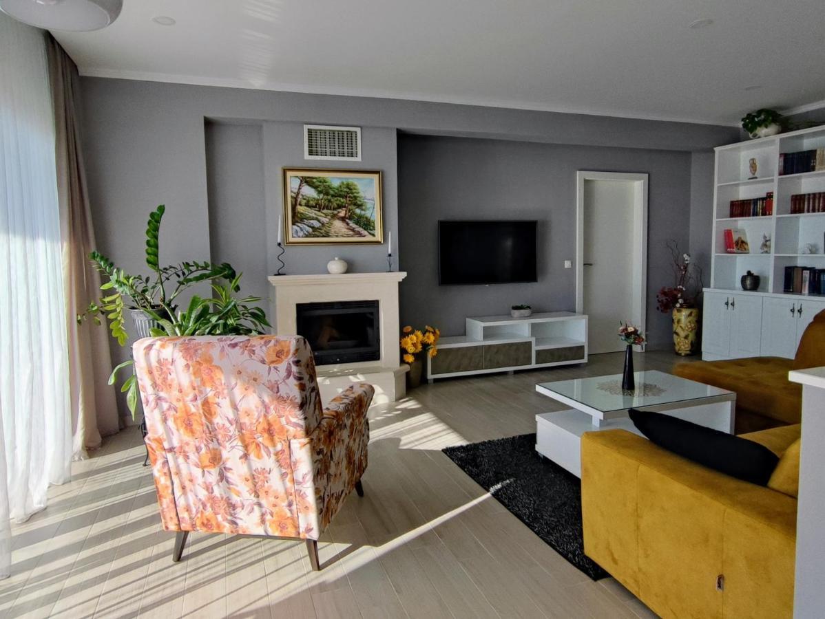 Luxury Apartment Pape Башка-Вода Екстер'єр фото