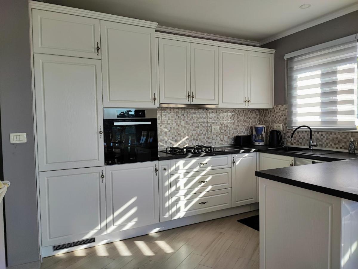 Luxury Apartment Pape Башка-Вода Екстер'єр фото
